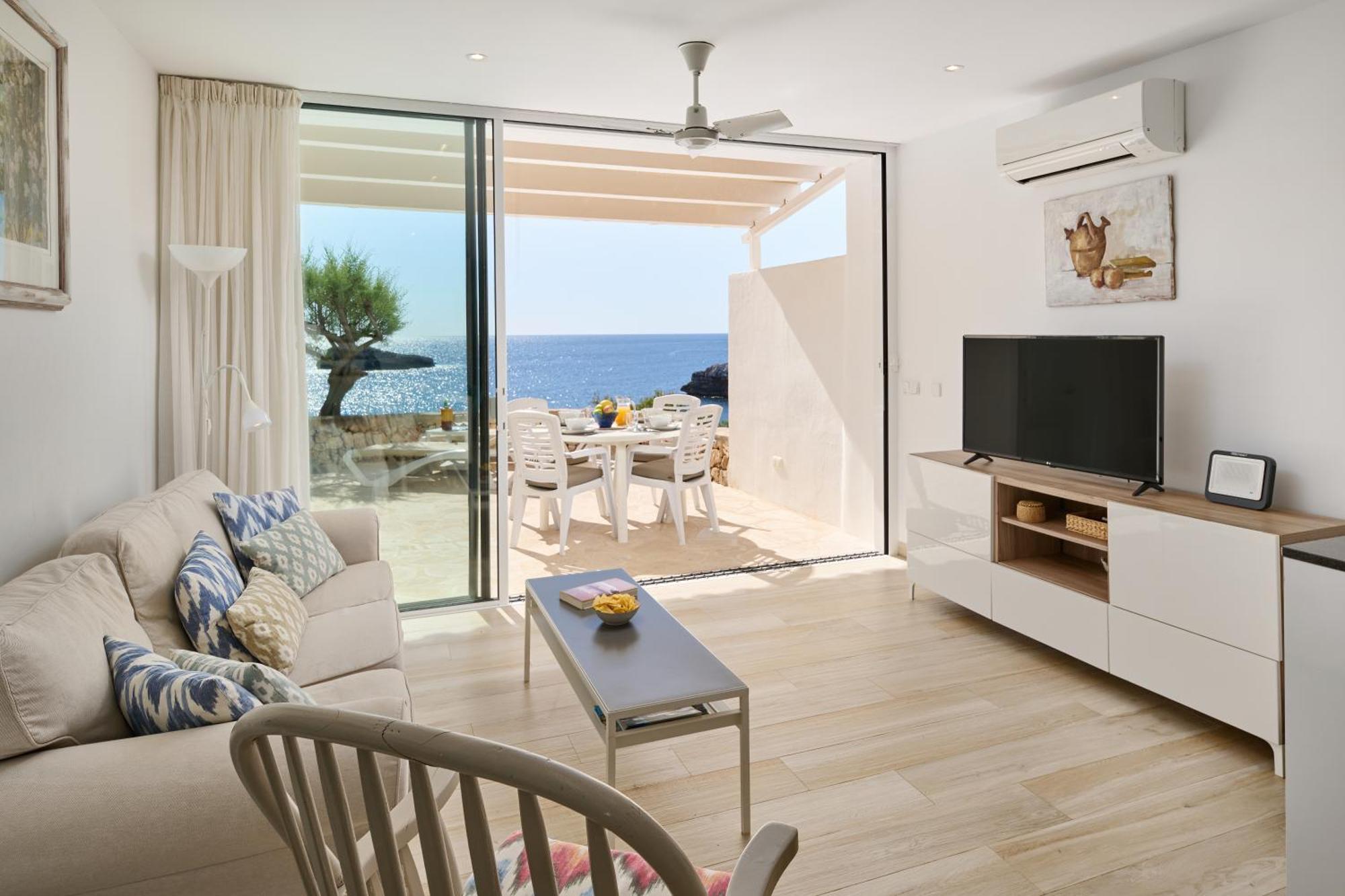 Sea Frontline Apartment 'Faraona'. Pool. Wifi Santanyi Ngoại thất bức ảnh